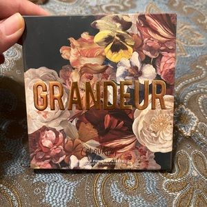 Colourpop eyeshadow palette